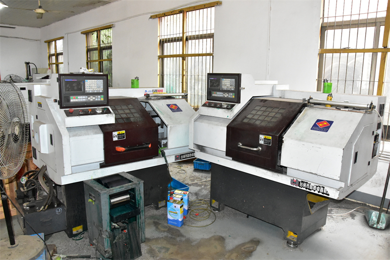 精加工設(shè)備 - 副本.JPG